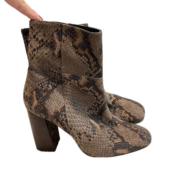 Free People Brown Leather Booties Snake Print Heels Women US 7.5 Eu 38 Boho Chic - Picture 1 of 15